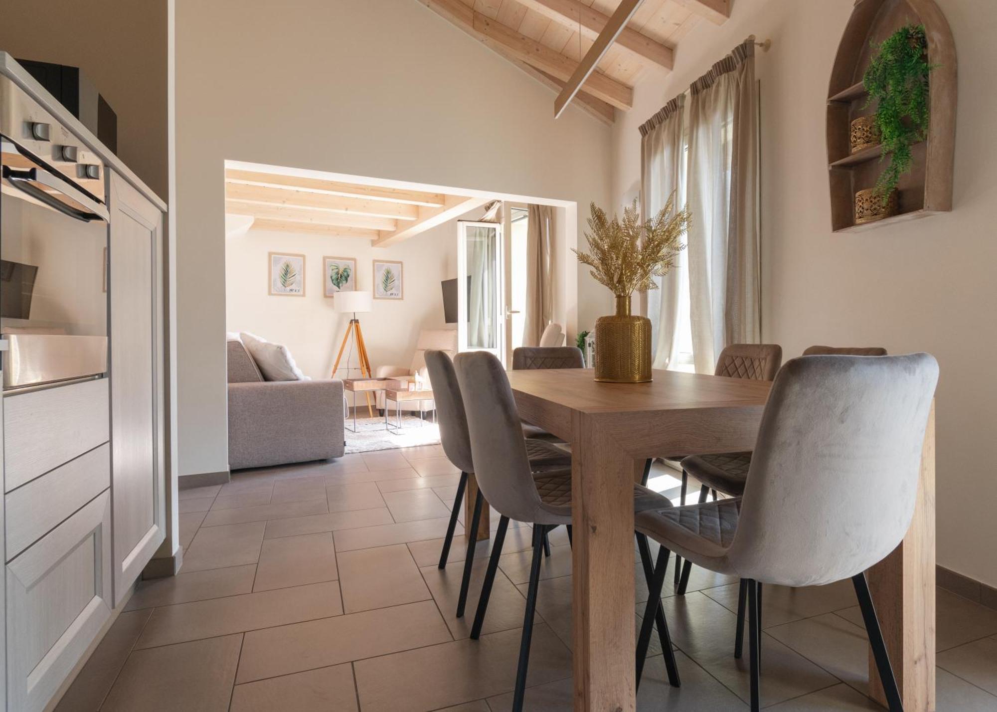 Charming Moment Di Villa Porta - Casa Dolce Луїно Екстер'єр фото